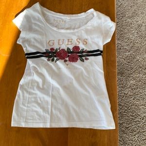 Guess Tshirt